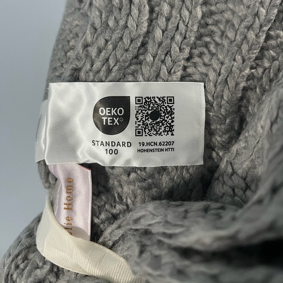 NEW Amelie Home Knit Throw Blanket - Picture 9 of 10